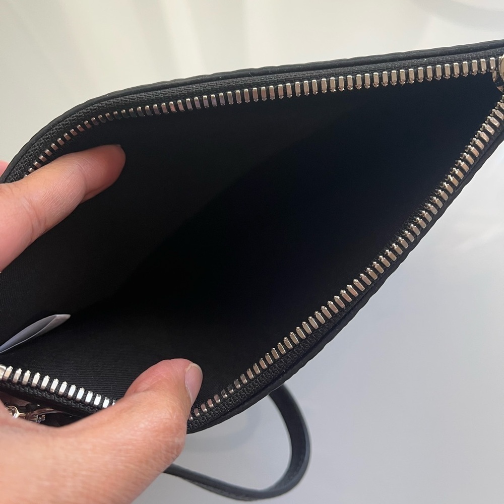 MCM SILVER GRAY WRIST POUCH - Picture 6 of 10